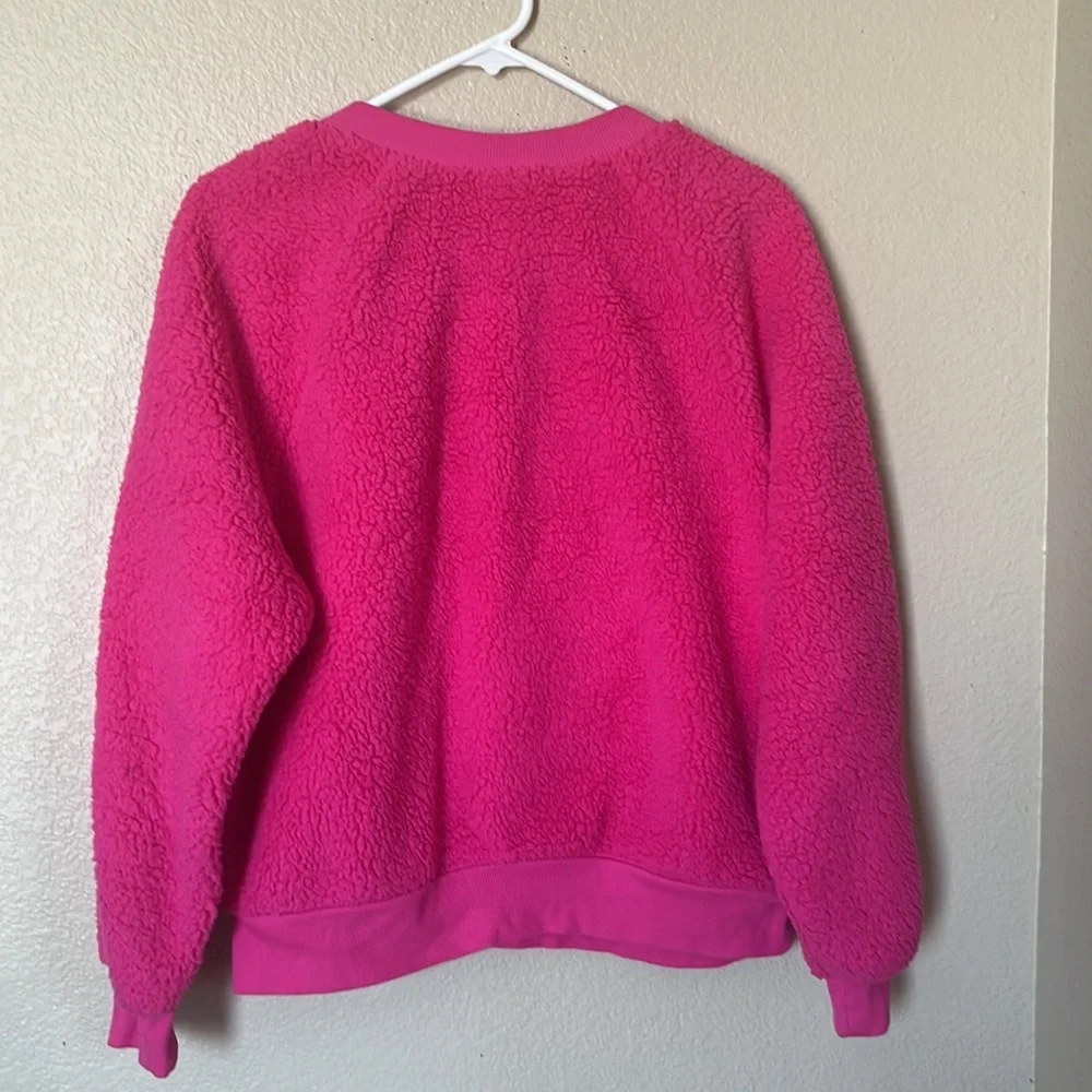 Old Navy Pink Plush Sweater sz M - Picture 4 of 6